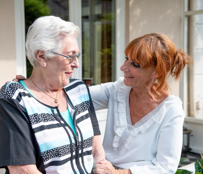 senior service neemt mantelzorg serieus