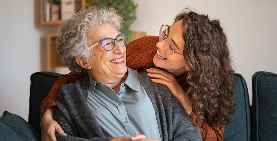 Senior en mantelzorger